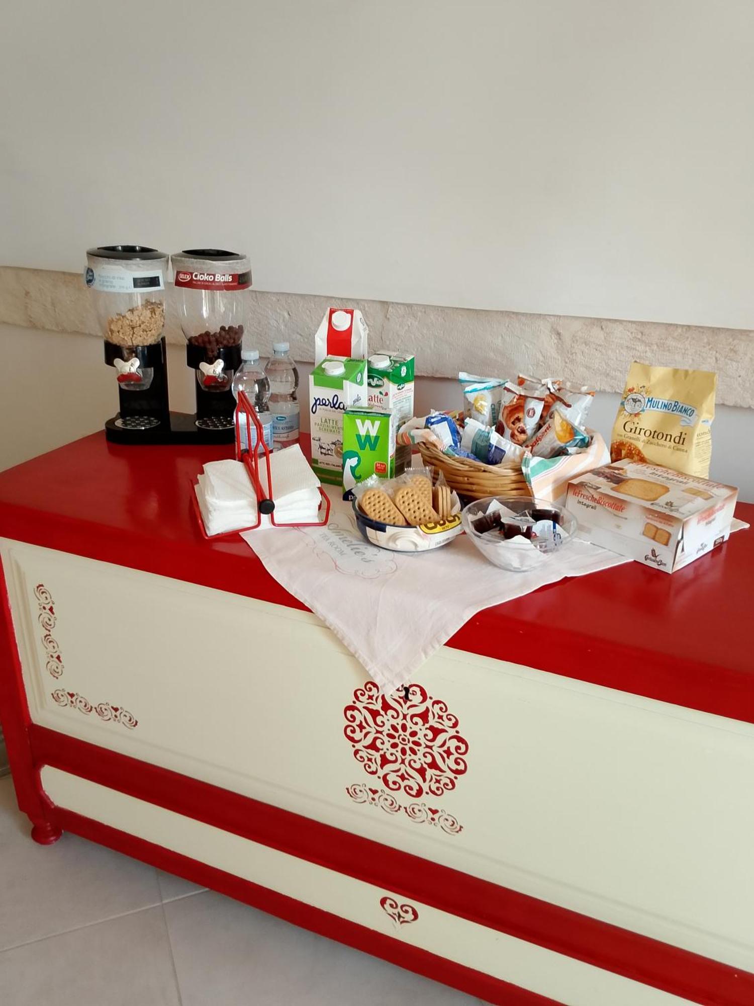 B&B A Due Passi Martina Franca Bagian luar foto