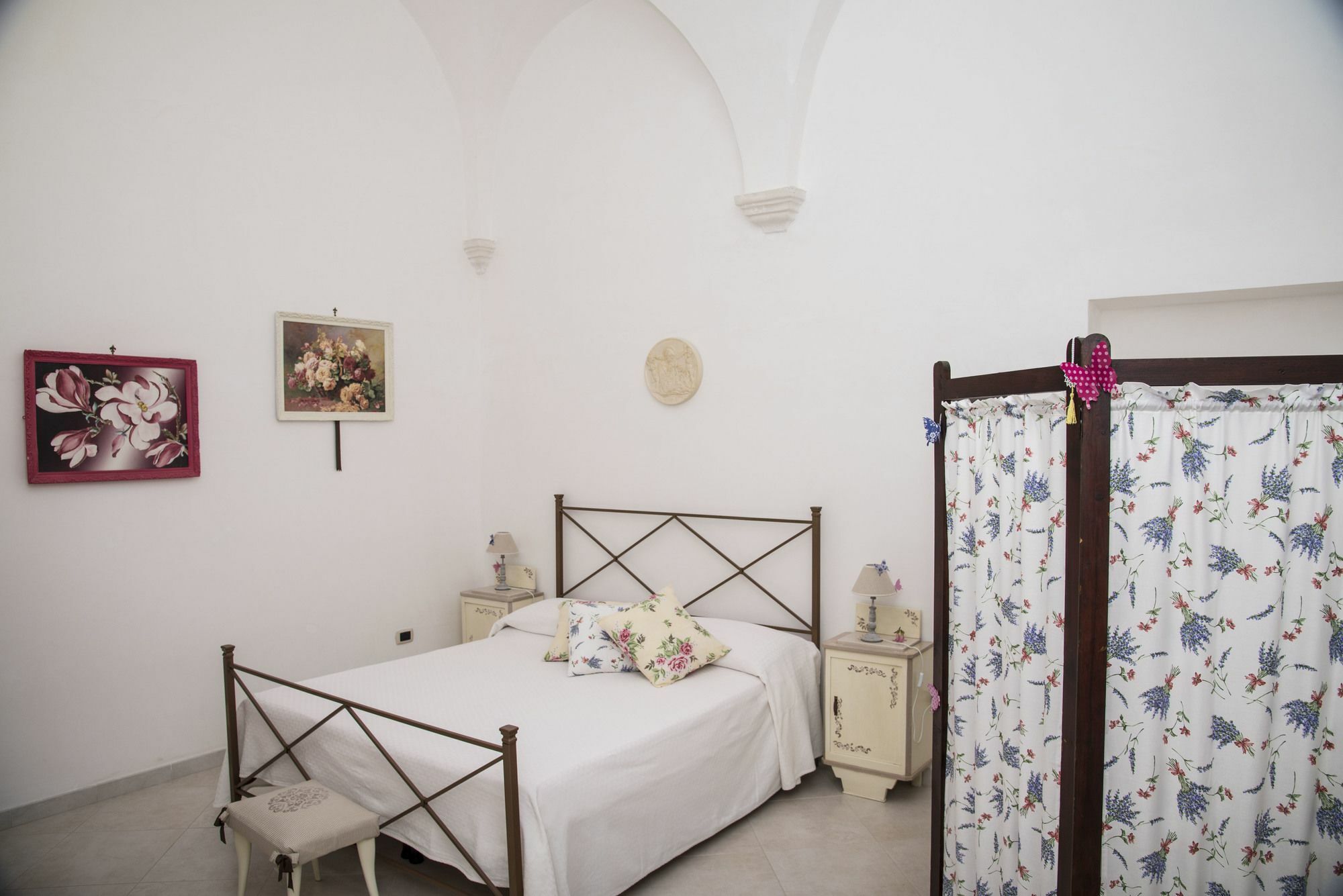 B&B A Due Passi Martina Franca Bagian luar foto